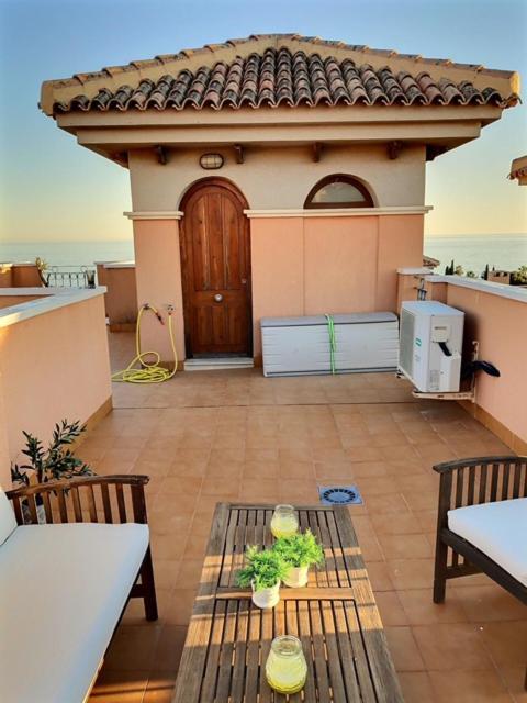 Penthouse Mojon Hills Apartman Isla Plana Kültér fotó